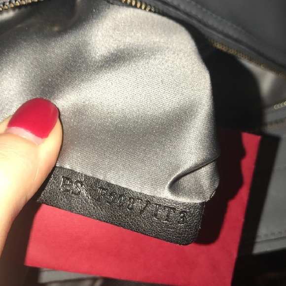 Valentino Garavani Runway Rockstud Grey Tote - Picture 6 of 8